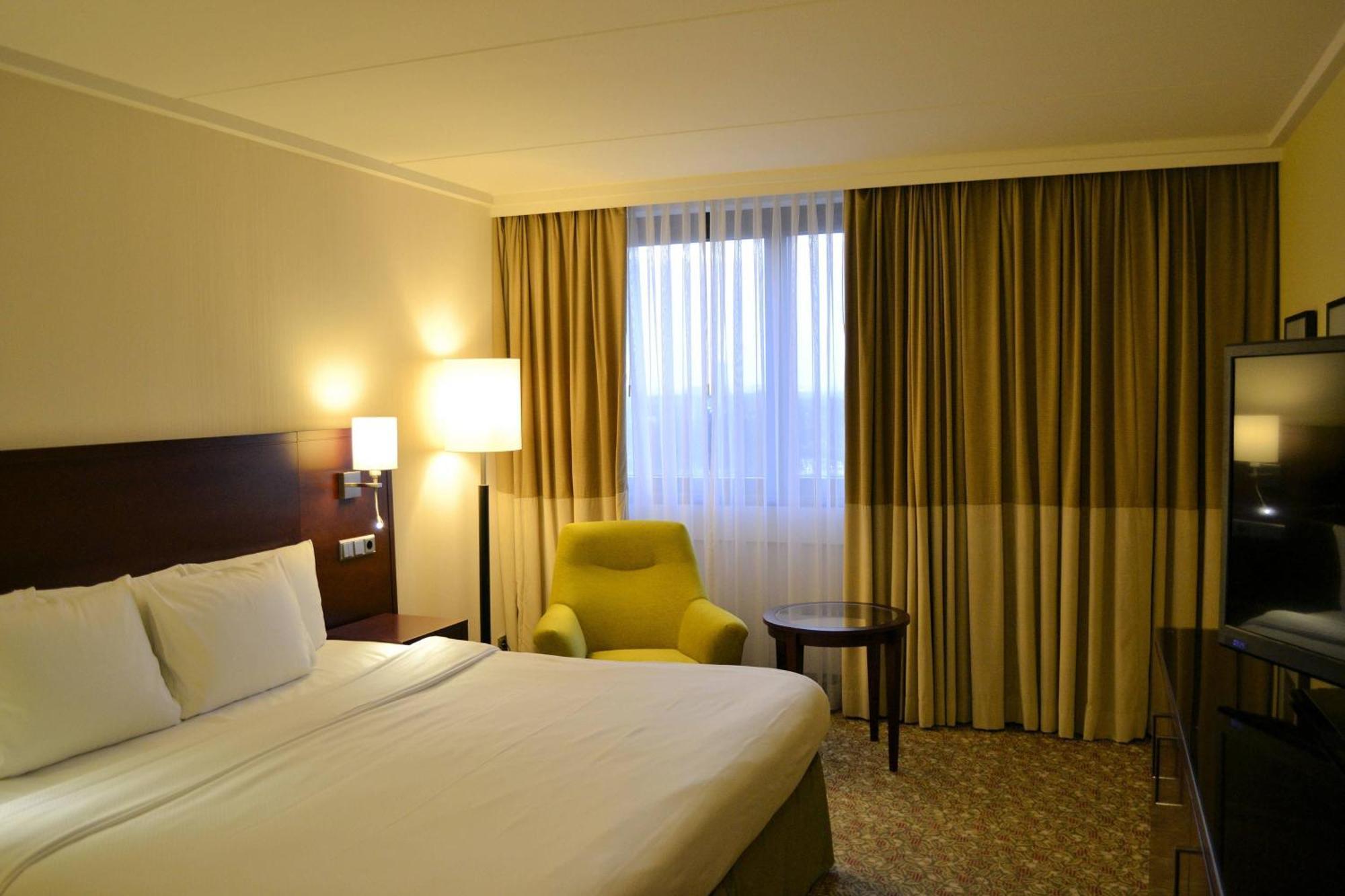 Courtyard By Marriott Duesseldorf Seestern Düsseldorf Exterior foto