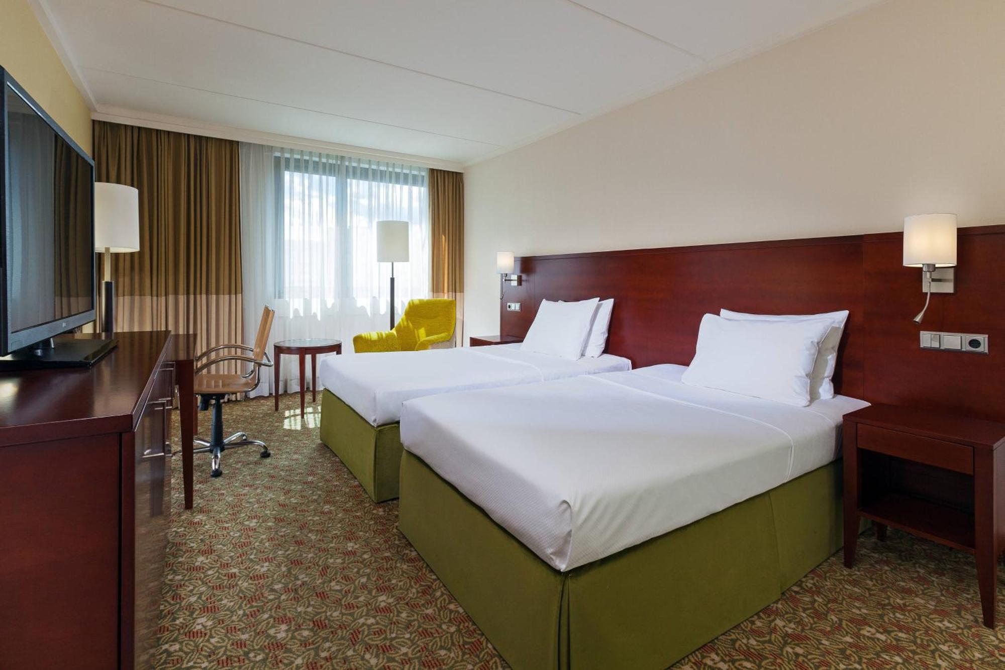 Courtyard By Marriott Duesseldorf Seestern Düsseldorf Exterior foto